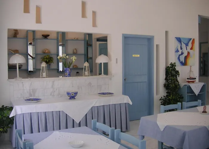 Danae Hotel 2*