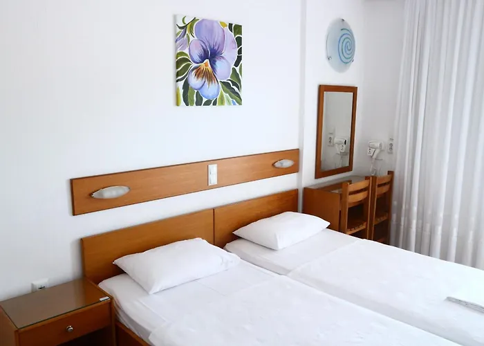 Hotel Danae